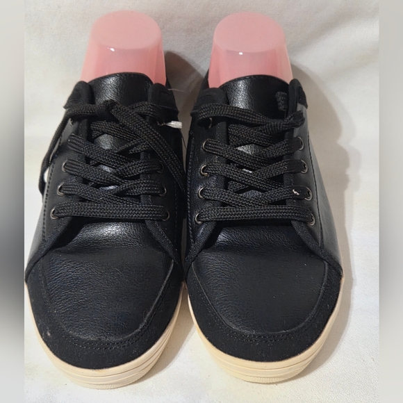 Franco Vanucci Black Lace Up Shoe Size 8.5 main image 5